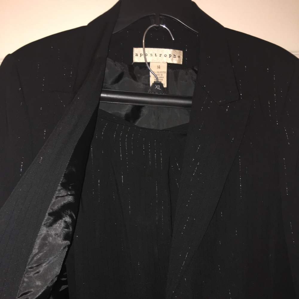 Pant suit
